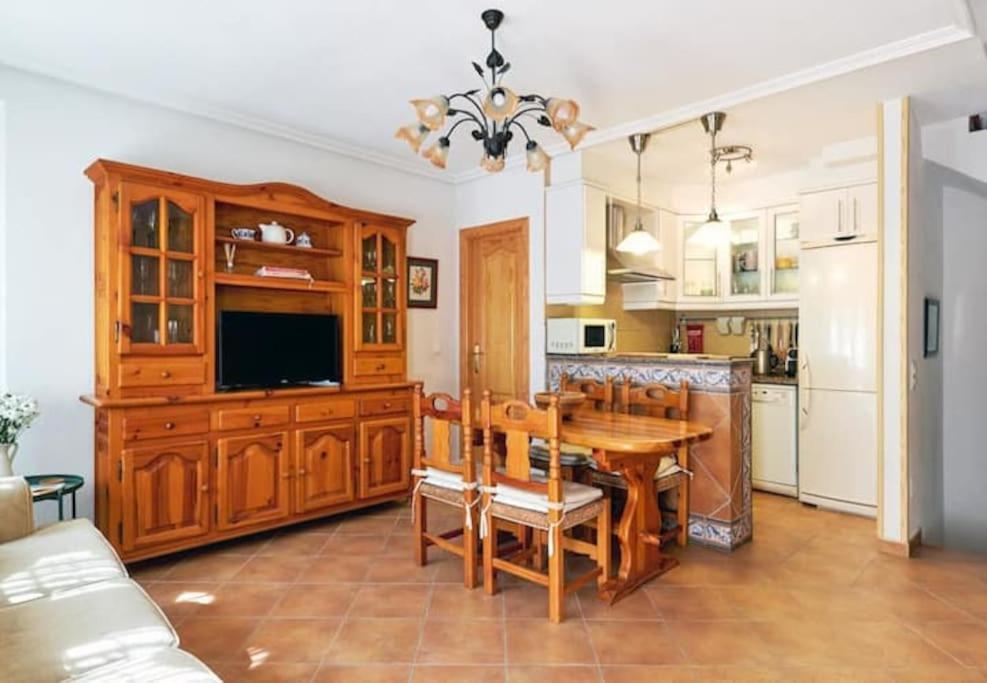 Villa Magerit, Entire Home 5 Minutes Easy Walk To Sandy Beach La Mata  Extérieur photo