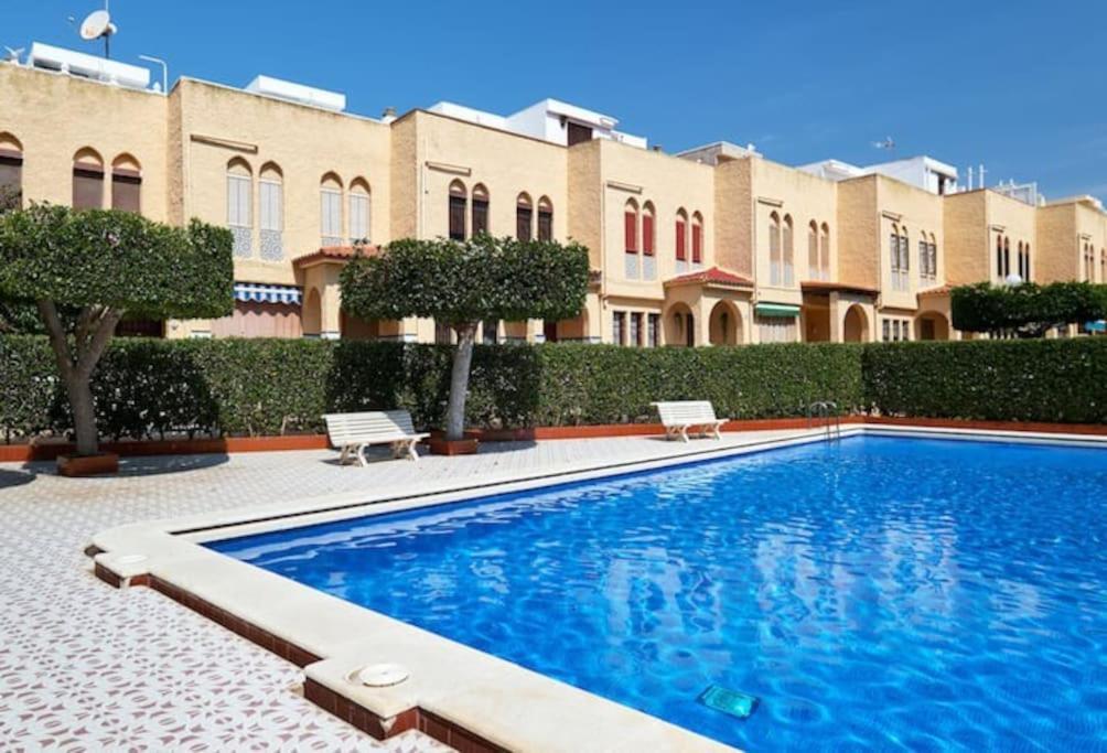Villa Magerit, Entire Home 5 Minutes Easy Walk To Sandy Beach La Mata  Extérieur photo